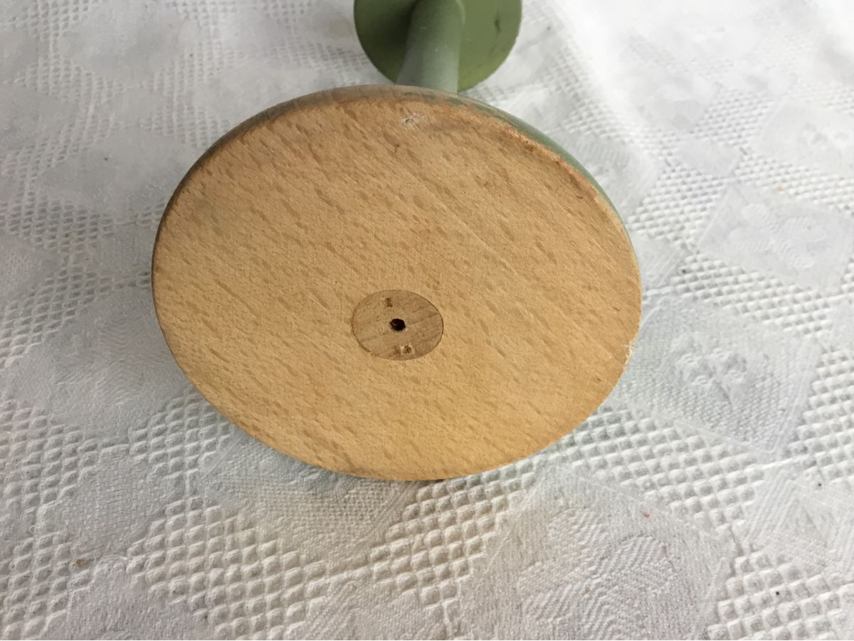 Altro in Decorazioni & Accessori: Alter Hutständer aus Holz – Usato da St. Gallen venduto da chamilla 2