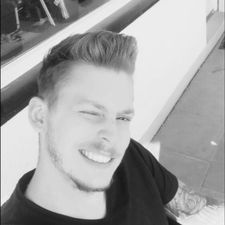 Profile image of flo_zvn9