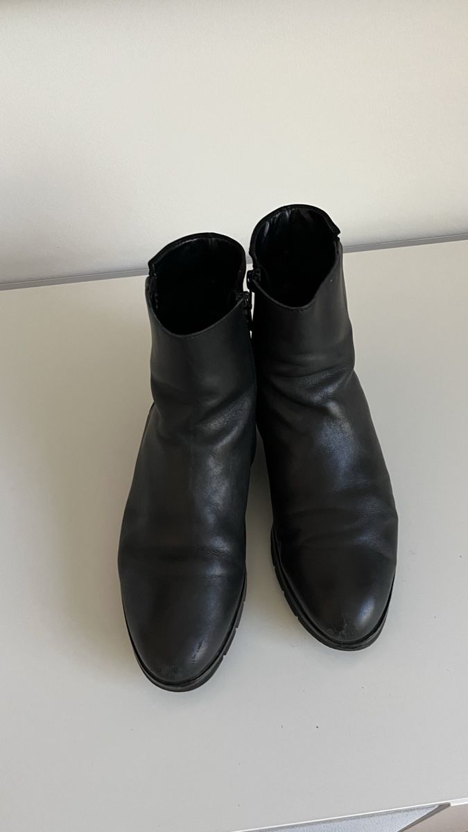 Chaussures femmes: Halbschuhe Gr.36.5 aus weichem Wildleder – D'occasion à Stäfa par Exclusive0