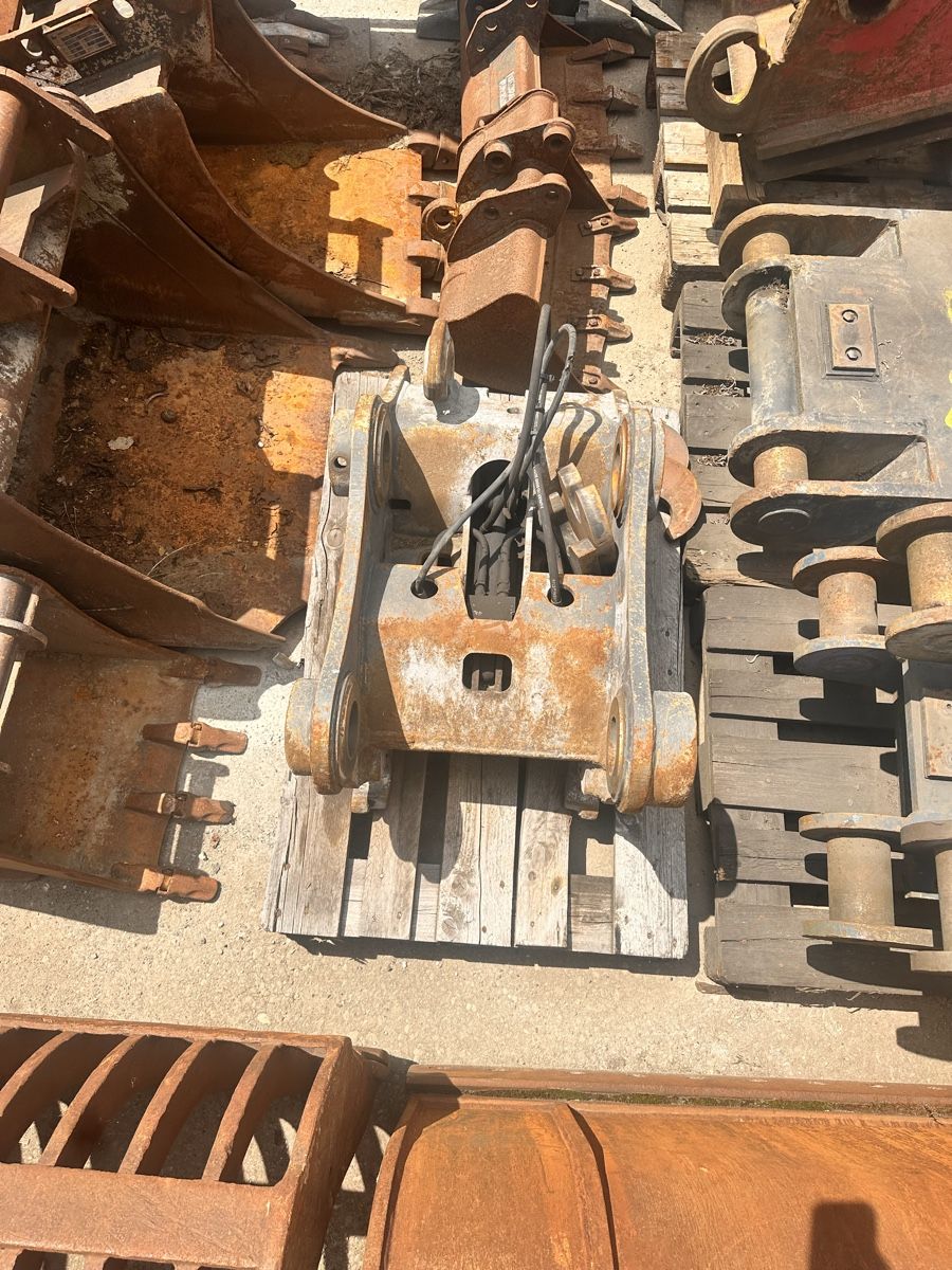 Bagger: Bagger schnellwechsler ,  – Gebraucht aus lyssach von brax2019 4