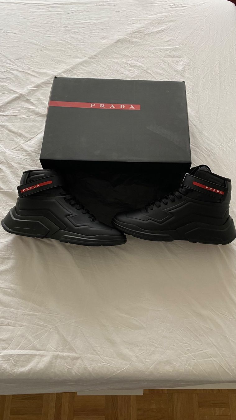 Prada Scarpe da uomo: Prada Polarius high-top Sneakers black – Nuovo e nell'imballaggio originale da Stäfa venduto da Ed88