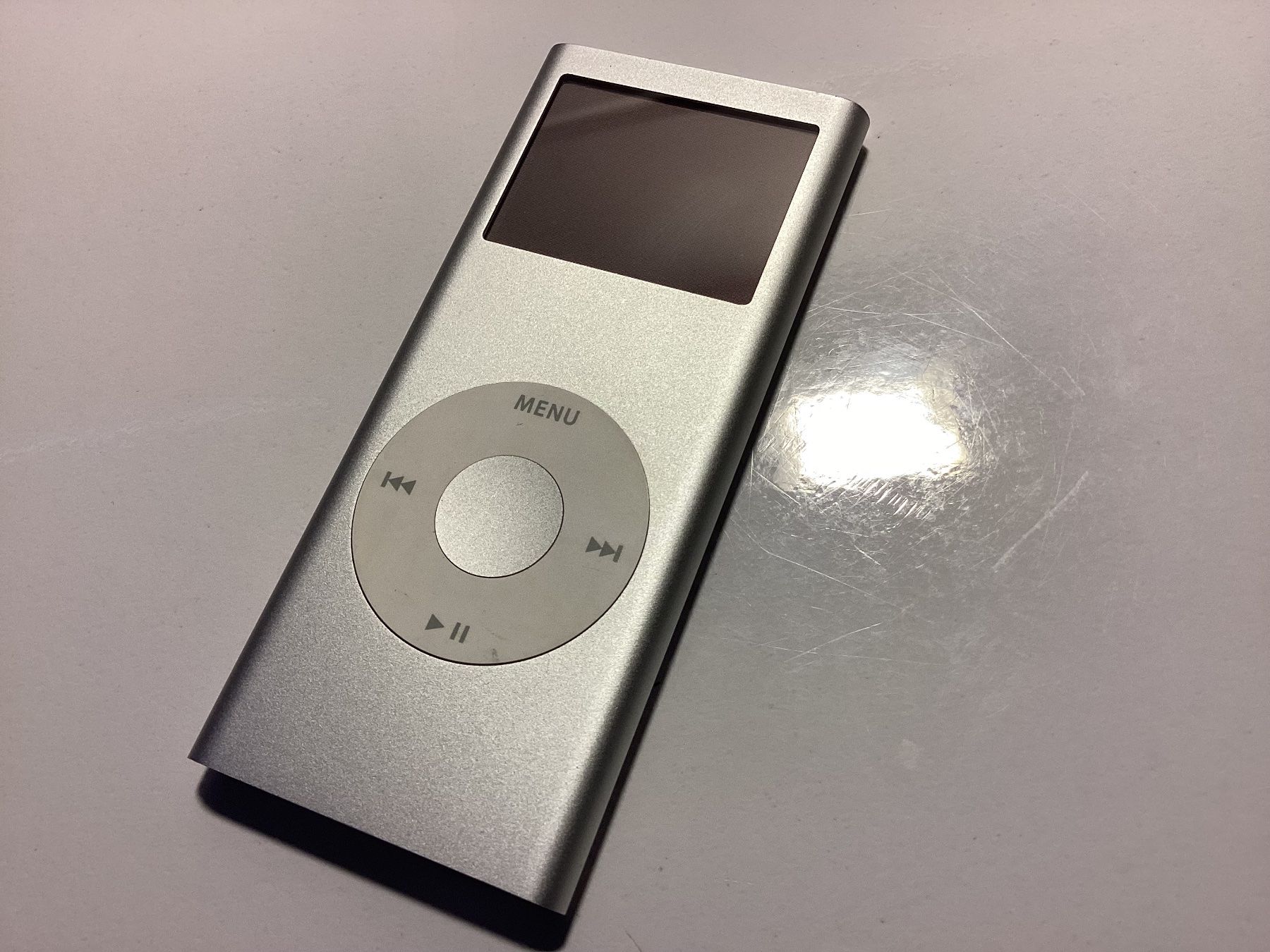 Apple Lettore multimediale portatile: Vintage Apple iPod 2 GB – Difettoso da Bachenbülach venduto da frifrafrosch 2