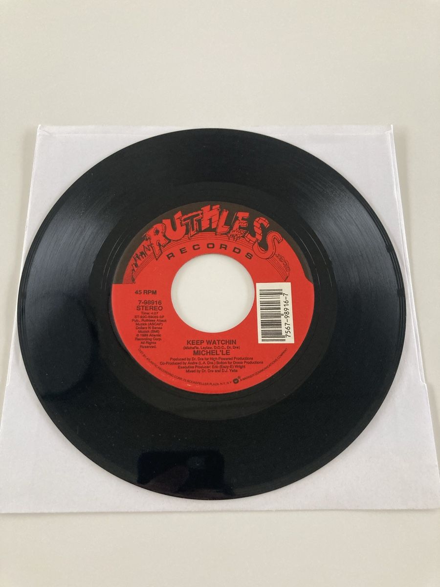 Dischi in vinile: Michel’le - Keep Watchin' 7" Single Ruthless Records Eazy E – Usato da Mörschwil venduto da Appenzell2 2