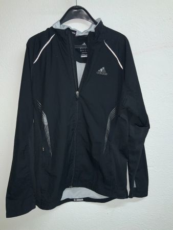 Adidas Damen Laufjacke schwarz Grösse S guter Zustand