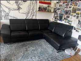 Modernes Leder-Ecksofa mit verstellbaren Kopfstützen