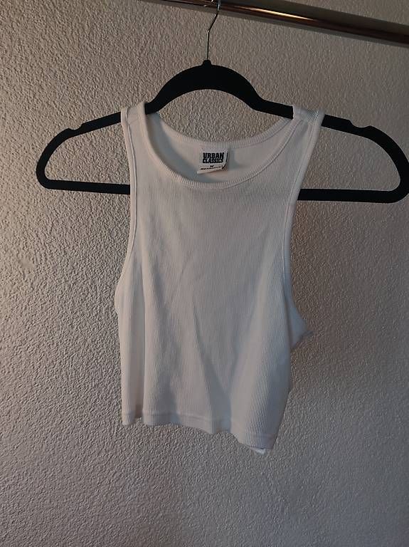 Shein Top: Crop top blanc taille M – Usato da Fribourg venduto da cou_v62j