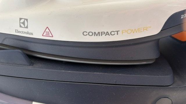 Electrolux Ferri da stiro: Bügeleisen  Dampfstation – Nuovo (secondo la descrizione) da Rickenbach Sulz venduto da sonerela 2