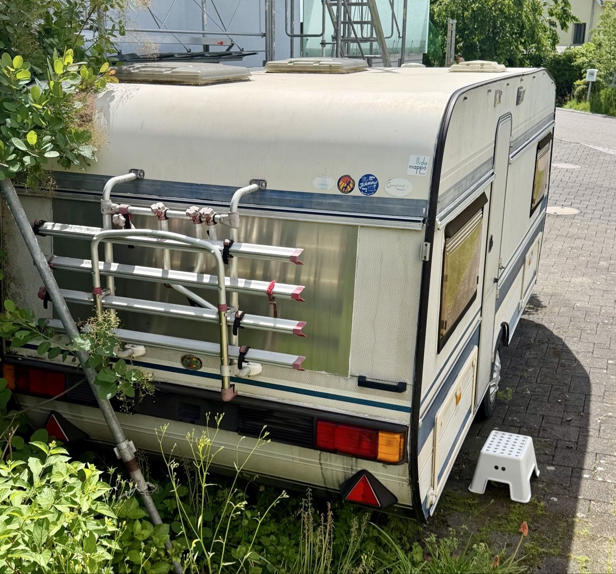 Veicoli da campeggio: Wohnwagen als Hütte / Projekt – Usato da Flawil venduto da magicdean 3