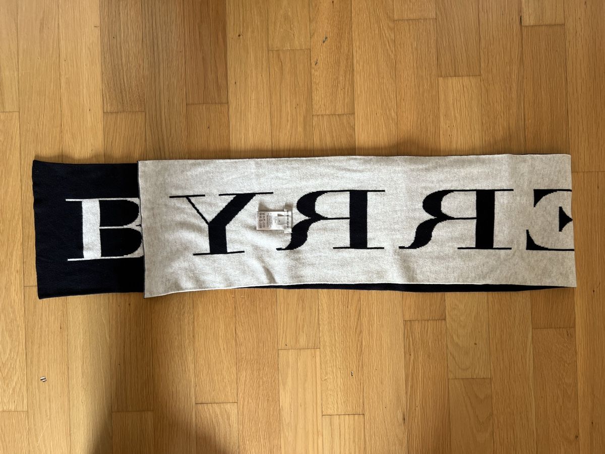 Burberry Foulard & Sciarpe: Burberry Sacquard - Logo Schal – Nuovo (secondo la descrizione) da St.Gallen venduto da 303_7fcf 4