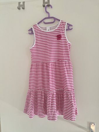 Süsses Sommerkleid  Gr. 134 gestreift