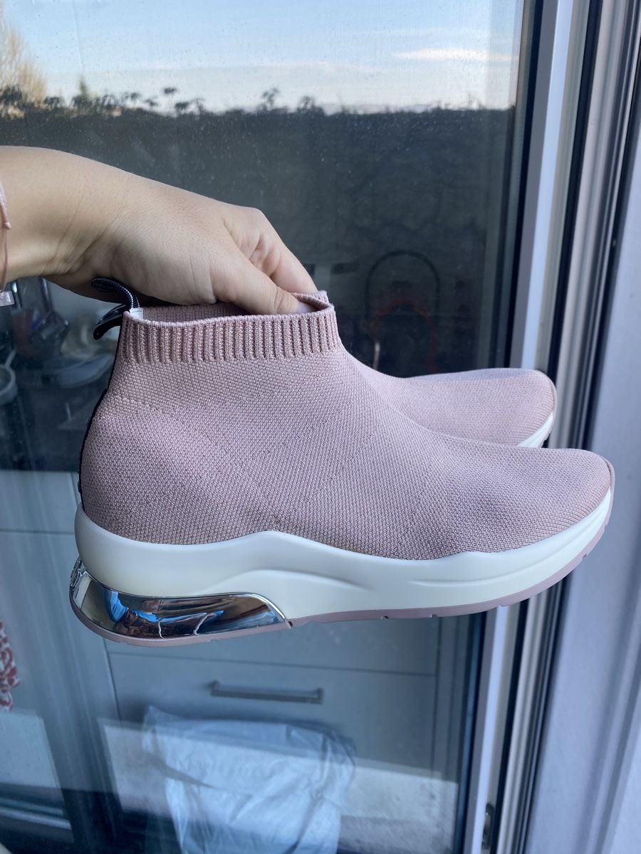 Liu Jo Scarpe da donna: Liu Jo stretchy sneakers – Usato da Zug venduto da kse_w9mn