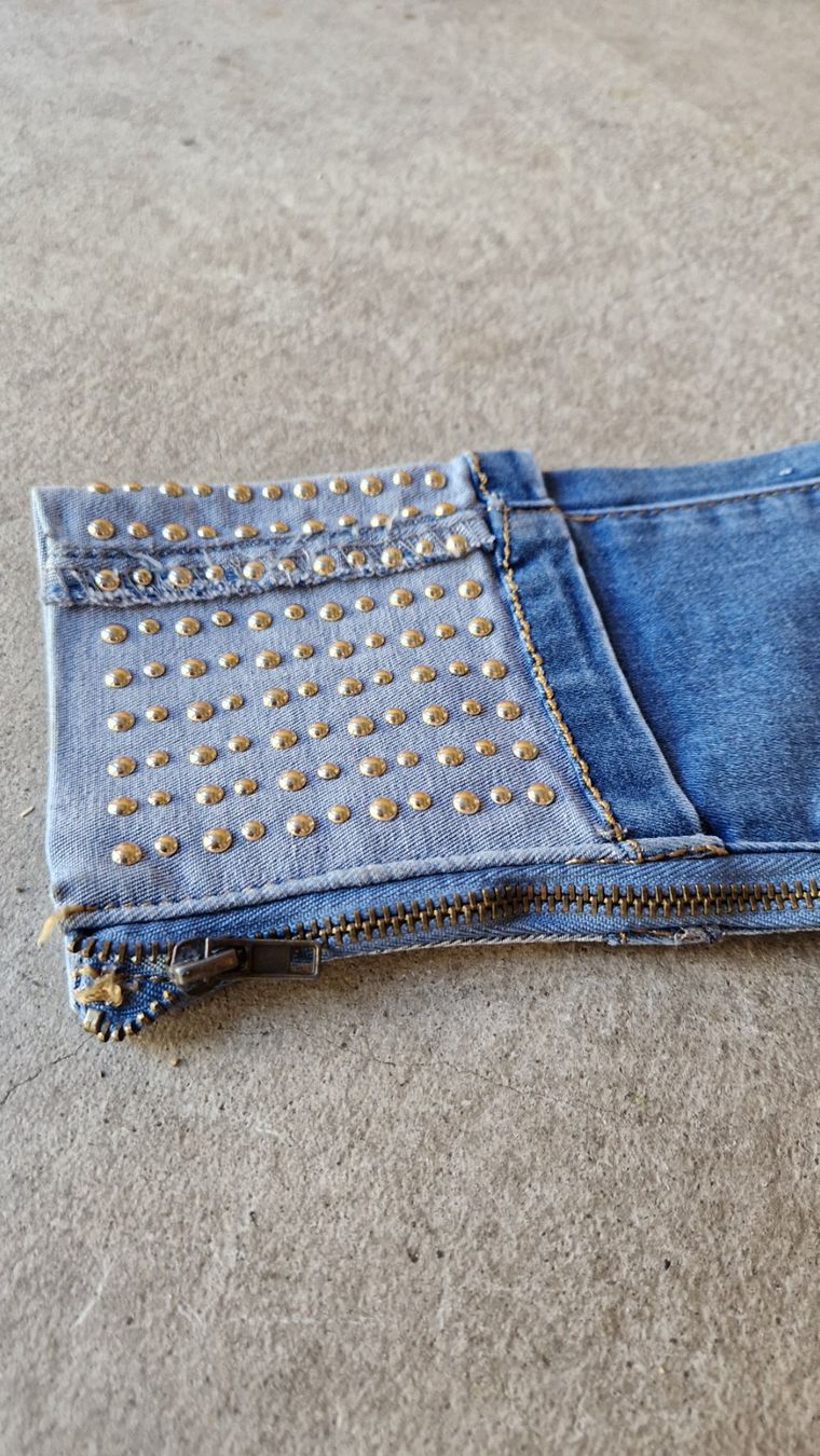 Pantaloni: Destroyed Jeans Grösse 27 – Usato da Laufen venduto da nostalgie0811 3