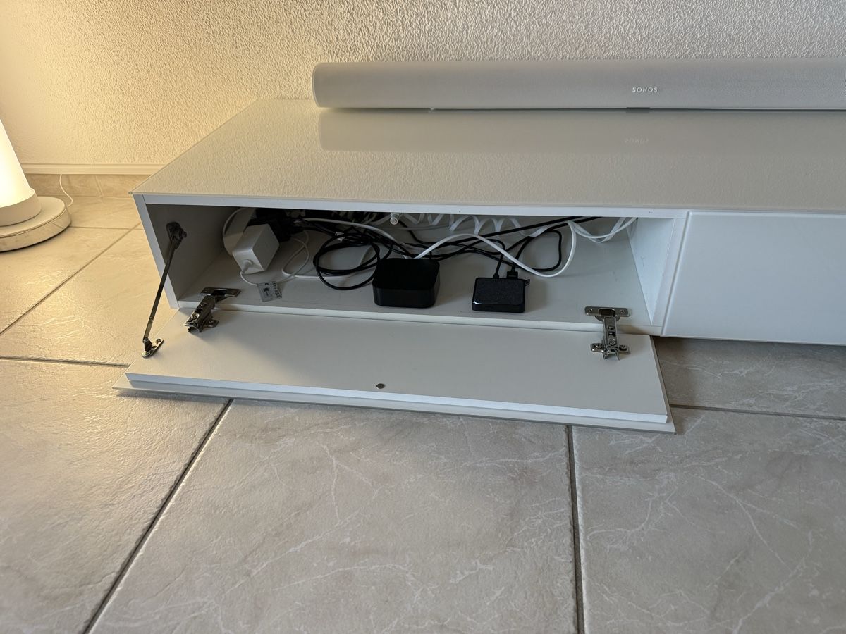 Pfister Meubles TV: Reinhard Fernsehmöbel Lowboard – D'occasion à Watt par Segi75 1