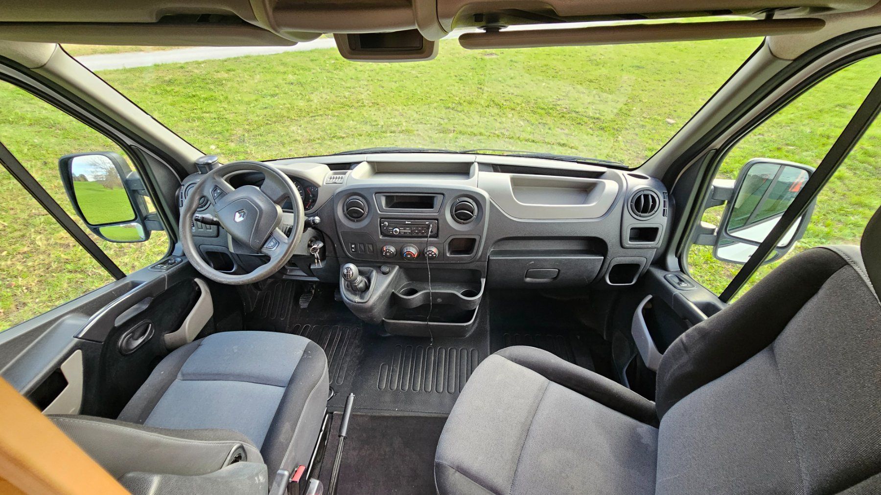 Renault Veicoli da campeggio: Wohnmobil/Camper Renault Master – Usato da Obersaxen venduto da Buehrerlf4 9
