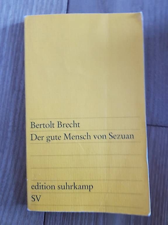 Livres: Der gute Mensch von Sezuan – D'occasion à Vaz/Obervaz par ris_d52c