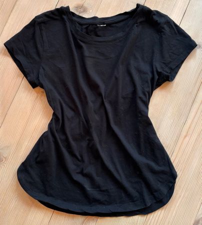 Top/Shirt mit rundem Saum zu den Seiten kürzer,Gr.S/M