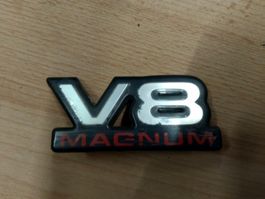 Emblem, V8 Magnum