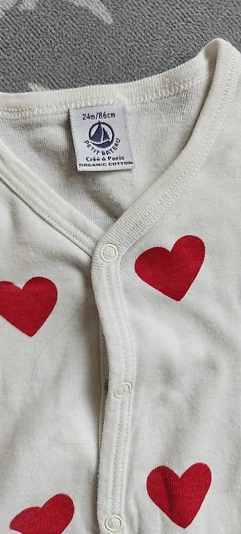 Pigiama & Simili: Pyjama petit bateau 24 mois et robe sequin H&M  – Usato da Versoix venduto da C0sm0p0l1t4n 1