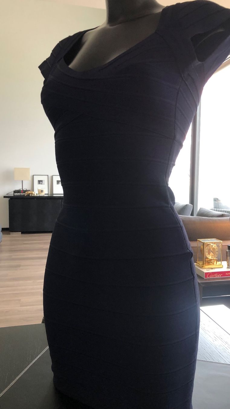 Vestiti: Original Herve Leger Bandeaukleid Navy Grösse S – Nuovo (secondo la descrizione) da zürich venduto da ritas0102