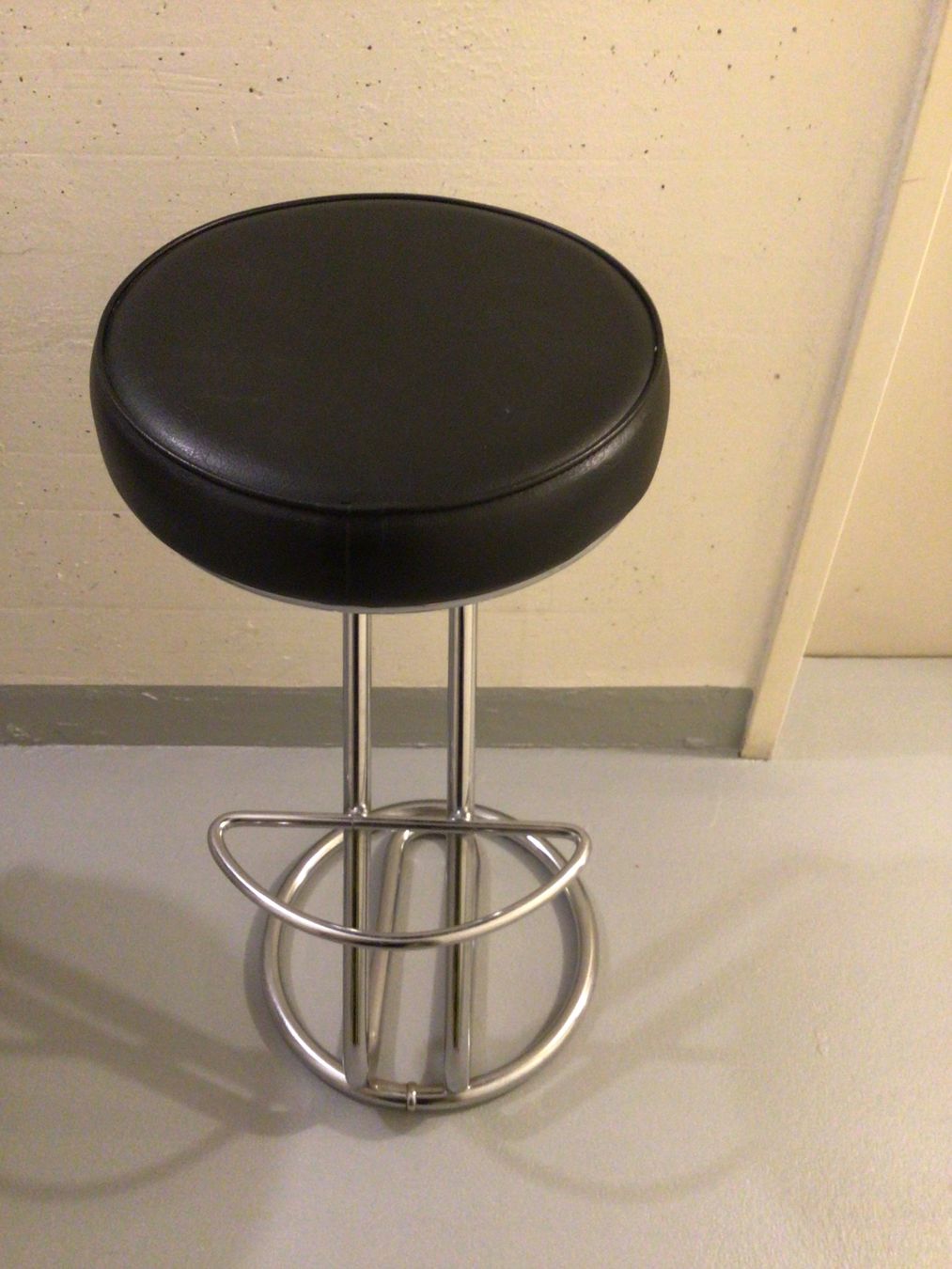 Hocker: Barhocker – Gebraucht aus Zürich von ArmariodeRuth_Senora 1