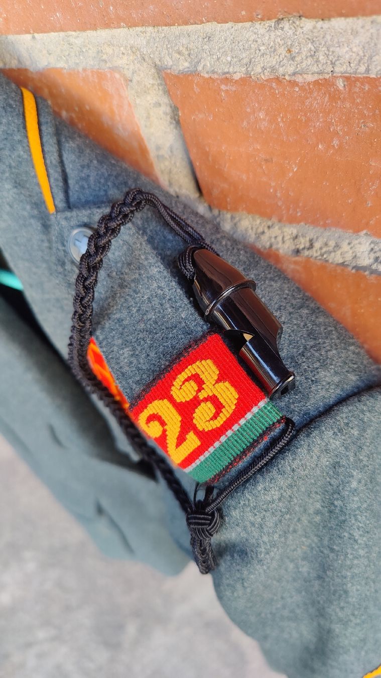 Schweizer Armee Uniformen: Schweizer Armee Uniform Jacke mit Pfeife (L28) – Gebraucht aus Neuenhof von bro_9zsg 5