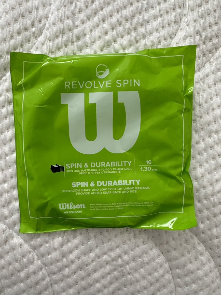 Wilson Racchette: Wilson Revolve Spin Saitenset 1.30mm 16 – Nuovo e nell'imballaggio originale da Baar venduto da fra_frr7