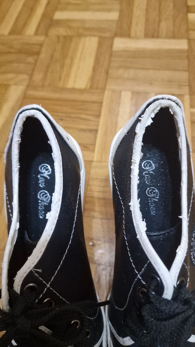 Scarpe da donna: Damenschuhe gr 38 schwarz / weiss – Usato da Binningen venduto da nescafe29 2