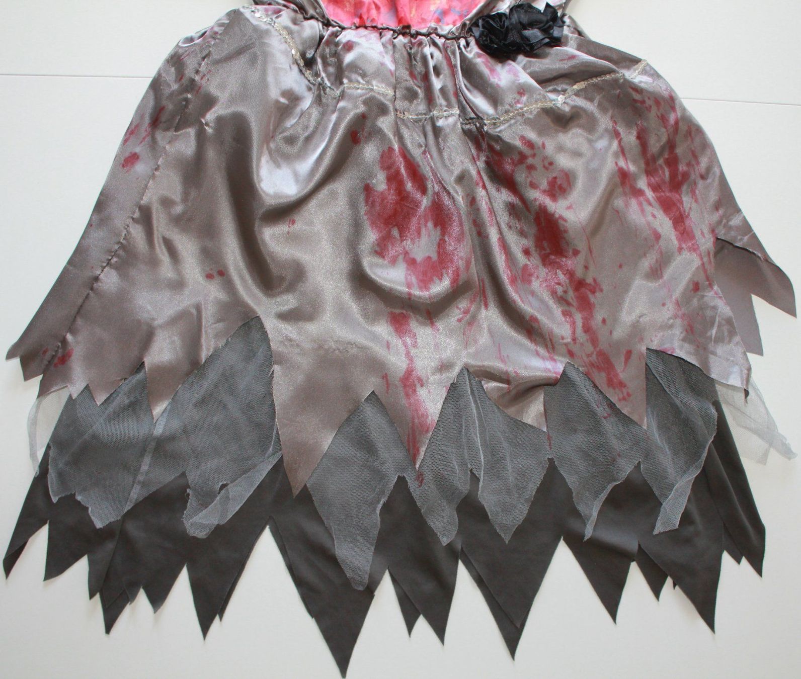 Costumi: Costume Zombie  t. 7 - 9 ans – Usato da Peseux venduto da CoolShoping 5