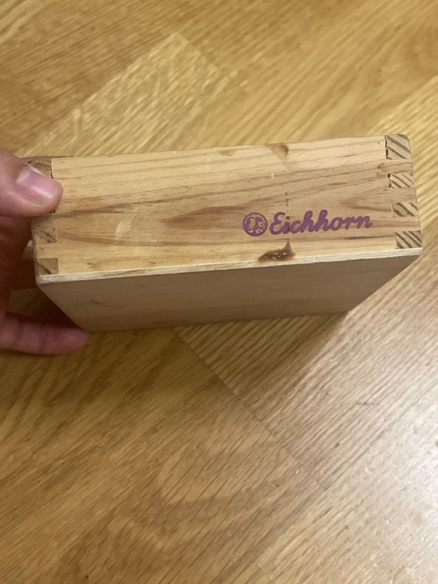 Eichhorn Puzzle: Holzpuzzle Bär mit Kleidern Eichhorn – Usato da Basel venduto da Schildkroetli_67 3