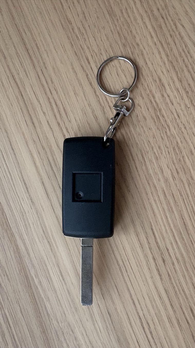 Chiavi: clée neuf case peugeot/citroen  – Nuovo (secondo la descrizione) da Orbe venduto da Orbaus 2