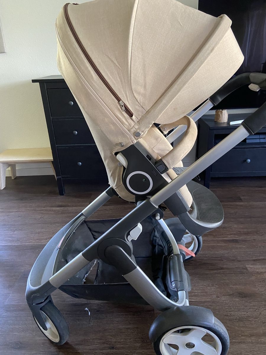 Stokke Carrozzine: Stokke Kinderwagen – Usato da Muttenz venduto da nataschasia