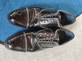 Edle Halbschuhe von Louis Vuitton