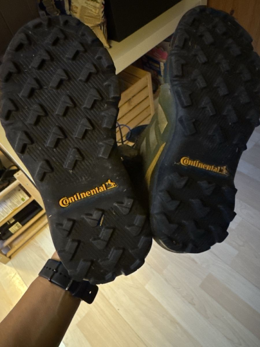 Adidas Scarpe per ragazzi: Adidas Wanderschuhe Terrex Gore-Tex Grösse 29 – Usato da Haldenstein venduto da ann_5ngk 2