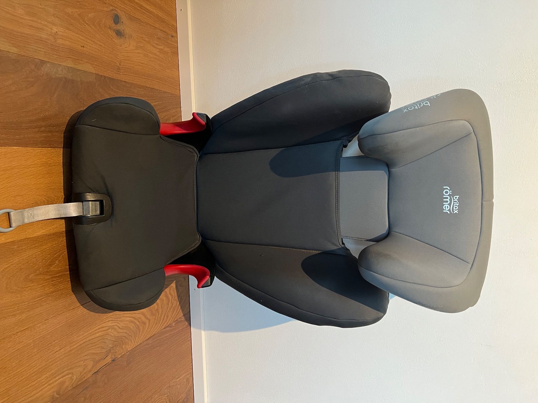 Britax Römer Seggiolini per auto: Kindersitz Römer Britax Kidfix SL – Usato da Niederhelfenschwil venduto da adler2011