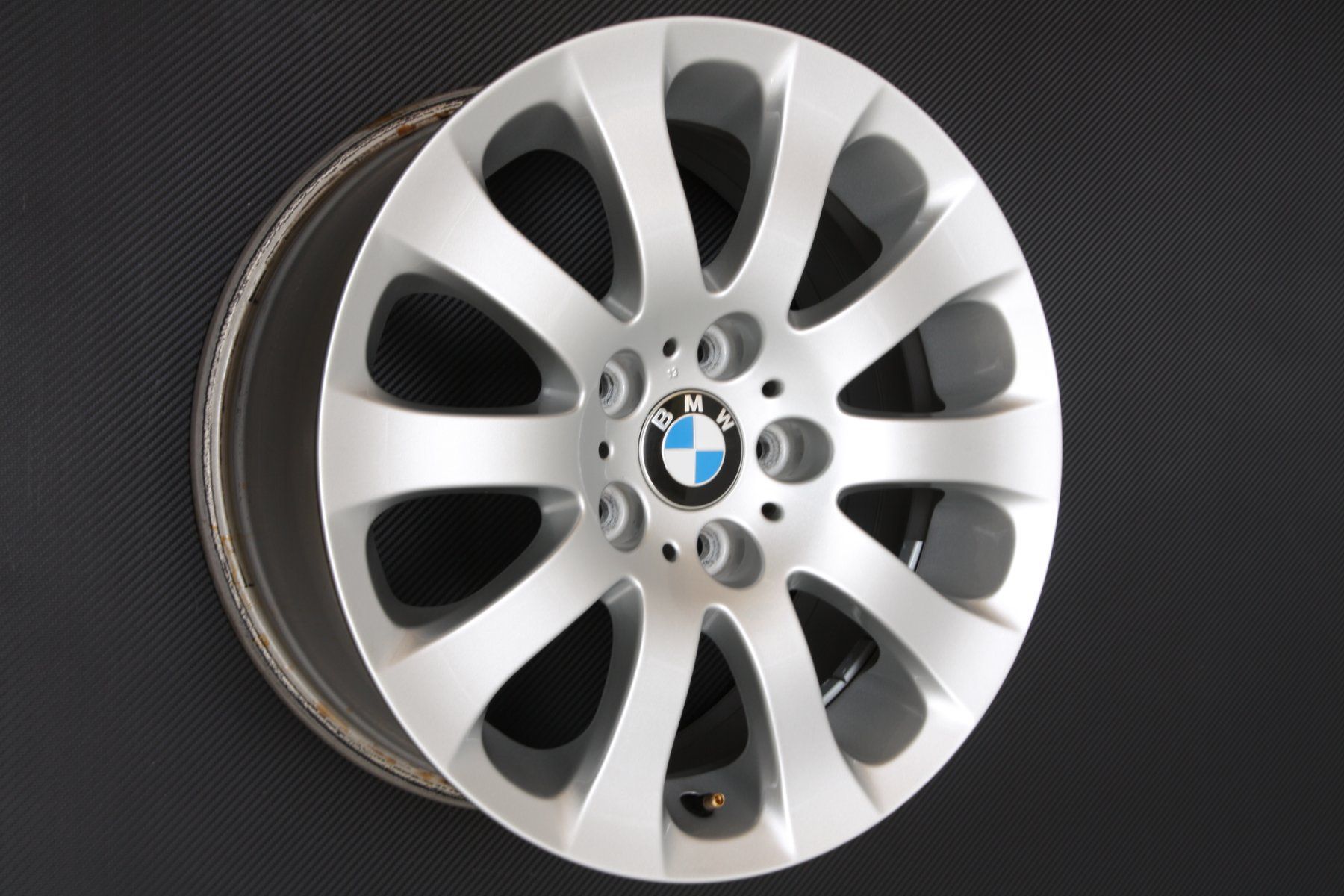 BMW Cerchioni: BMW Alufelge Sternspeiche 159 8Jx17 E90 E91 E92 E93 6775597 – Usato da Ettlingen venduto da Car-Parts-Mueller