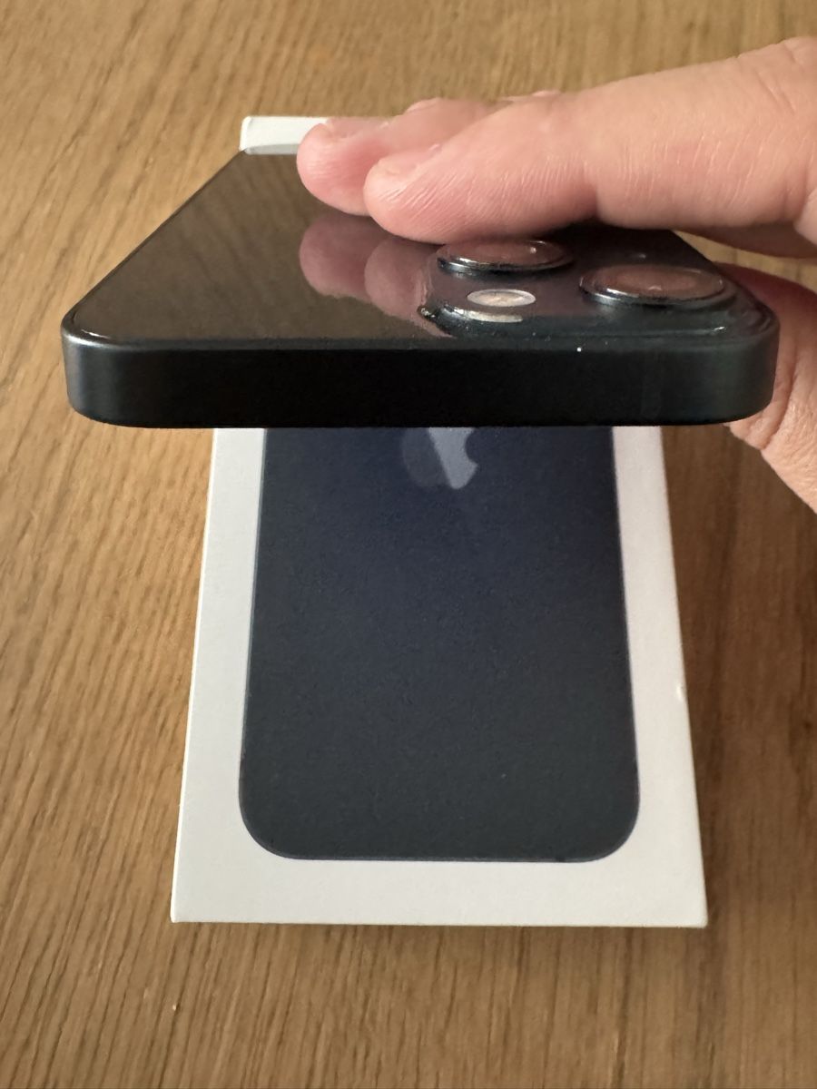 Apple Handys / Smartphones: Apple iPhone mini 13 - 512GB - Mitternacht – Gebraucht aus Dietikon von FamilyGuy-04 5