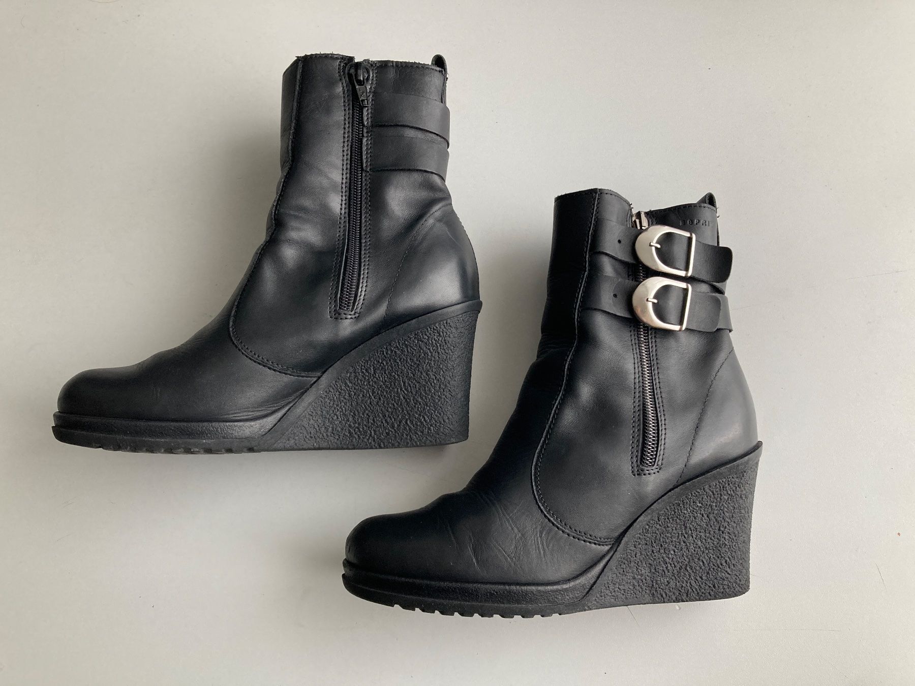 Esprit Scarpe da donna: ESPRIT Leder Keilstiefeletten Gr. 37 – Usato da Küsnacht ZH venduto da PLZoll 5
