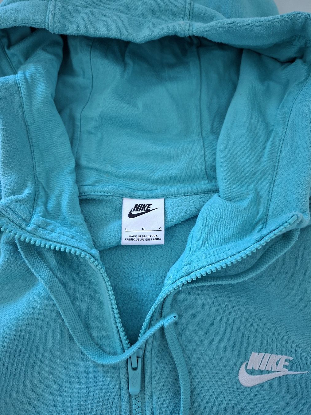 Nike Pullover & Sweatshirts: hoodie à capuche Nike turquoise taille L – Gebraucht aus Renens VD von ser_j2fn 1