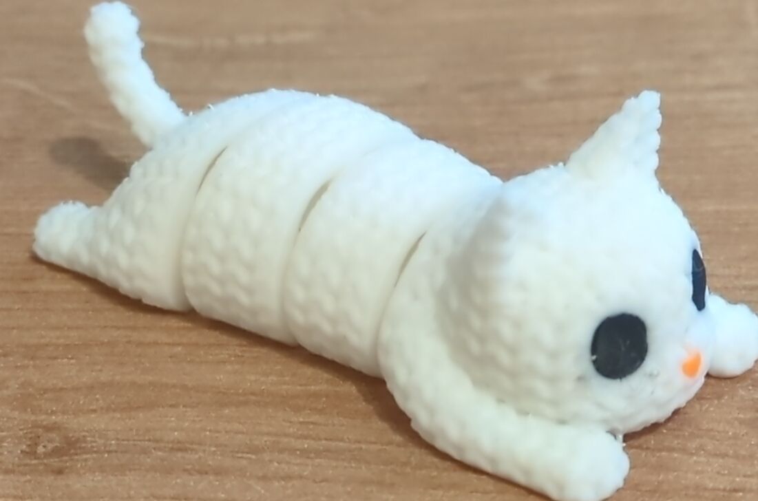 Giocattoli: Adorable chat blanc articulé – Nuovo (secondo la descrizione) da Corminboeuf venduto da MrGP87