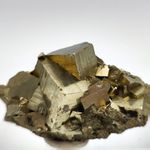 Neuheit! Kubischer GOLDENER PYRIT, Kristallen-Verflechtung