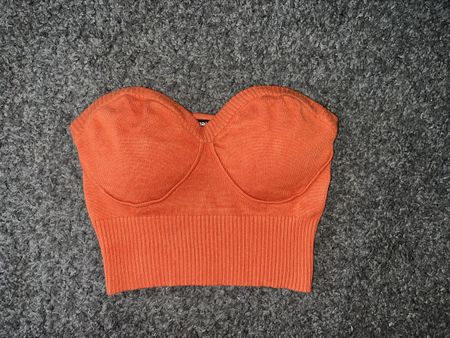 Gina Tricot Bustiertop/Crop Top Gr.Xs🧡