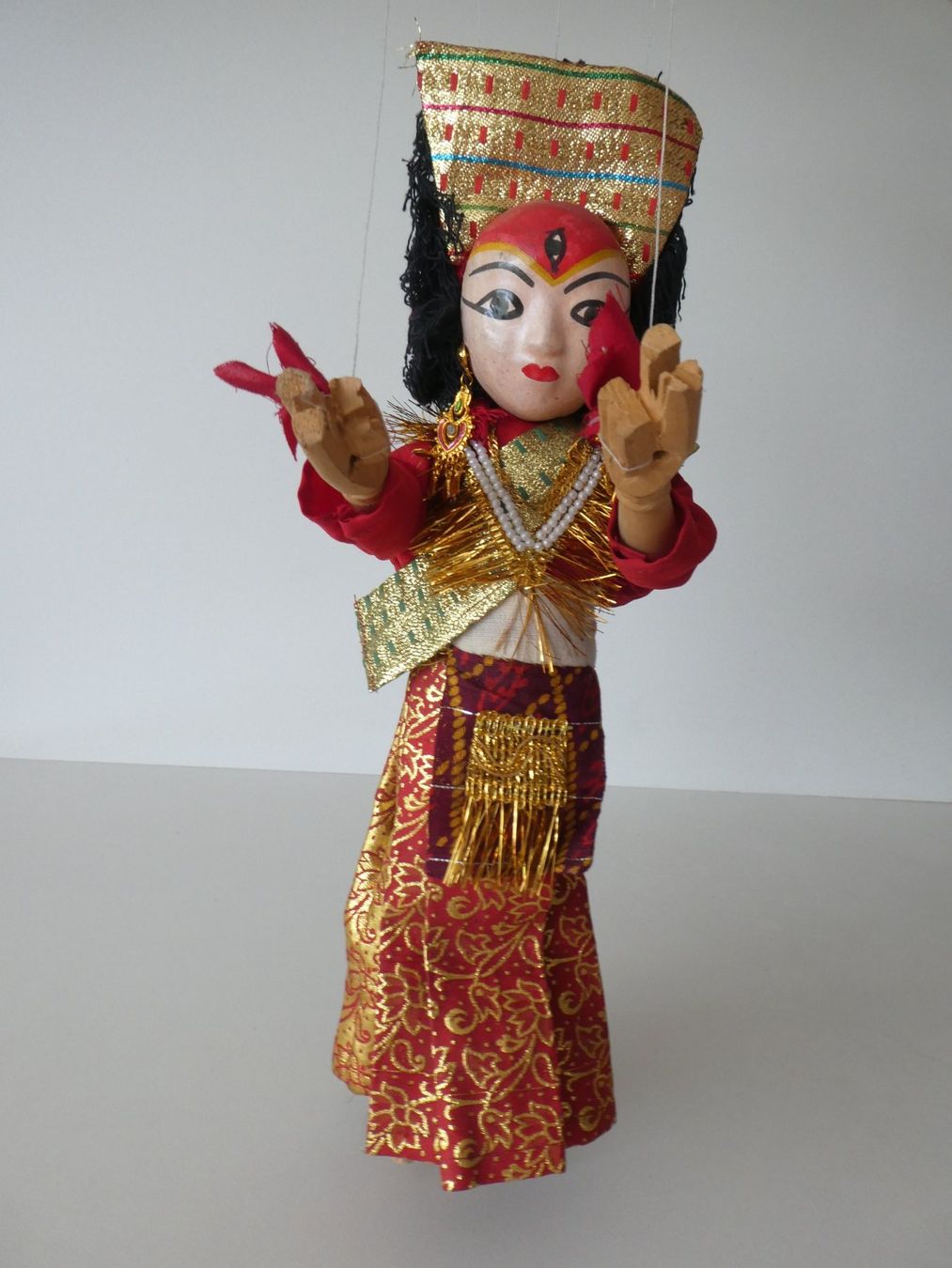 Puppen: Marionette mit Doppelgesicht aus Nepal – Gebraucht aus Basel von Robyn 2