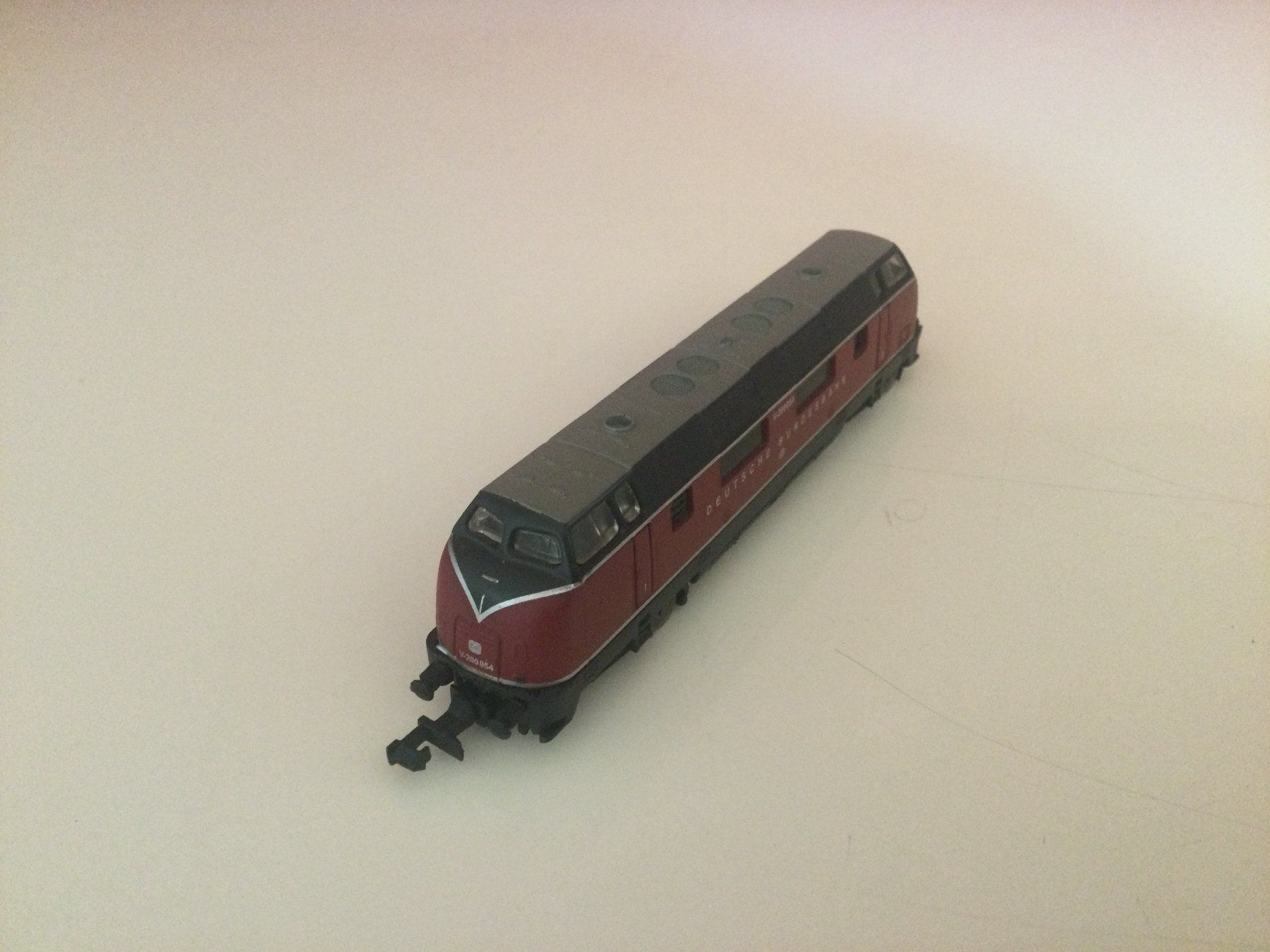 Trix Modelleisenbahnen: Minitrix Lokomotive - Deutsche Bundesbahn – Gebraucht aus Wallisellen von  3