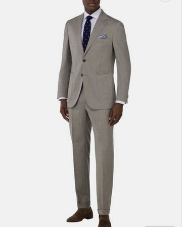 Élégant costume, taille 48