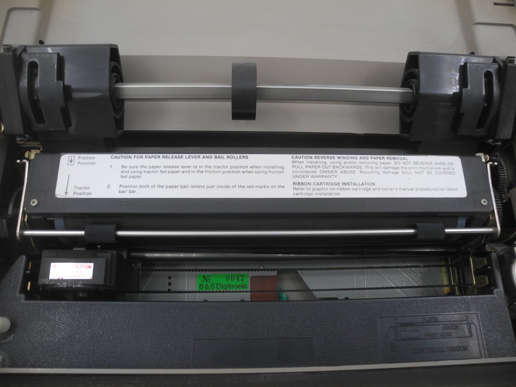 Commodore Stampanti: Commodore MPS 802 Matrixdrucker, Nr. 64b – Usato da Kottwil venduto da Crazyrolf 2
