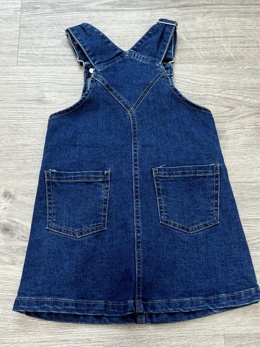 Vestiti & Gonne: Latzkleid, Mädchen, Jeans, 98, neu – Nuovo e nell'imballaggio originale da Wilen b. Wil venduto da carpediem25 1