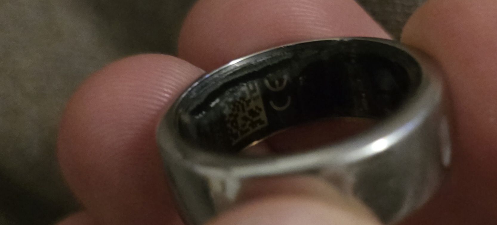 Oura Anelli: Oura Ring Gen 3 Size 07 and Charger – Usato da Buchs SG venduto da rei_7j5l 6