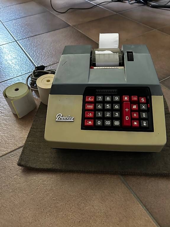 Taschenrechner: Calcolatrice Precisa anni 60 – Gebraucht aus Morbio Inferiore von udry65