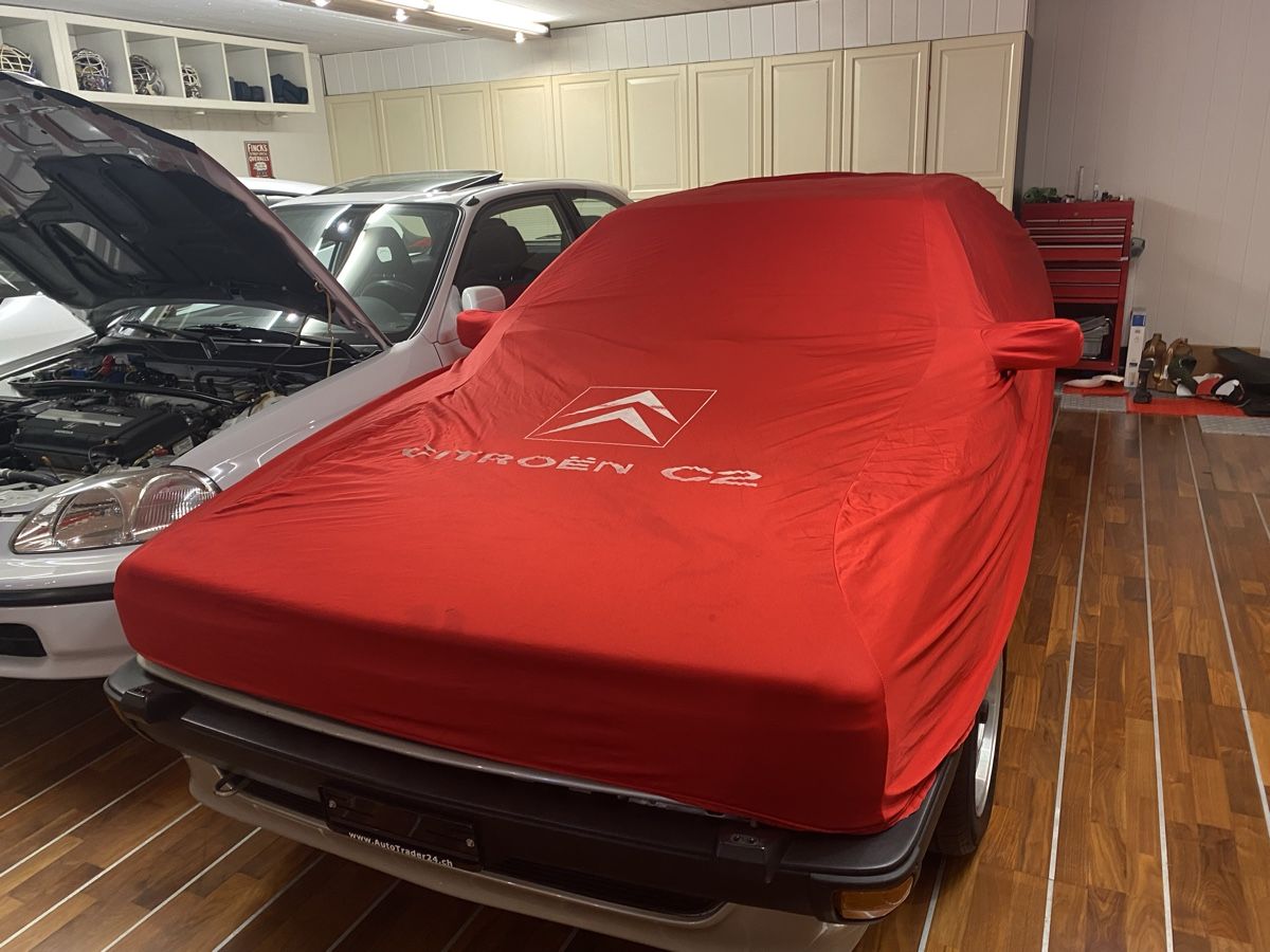 Citroën Autos: Auto Abdeckplane Cover Rot für Oldtimer oder Kleinwagen – Gebraucht aus Immensee von AutoTrader24