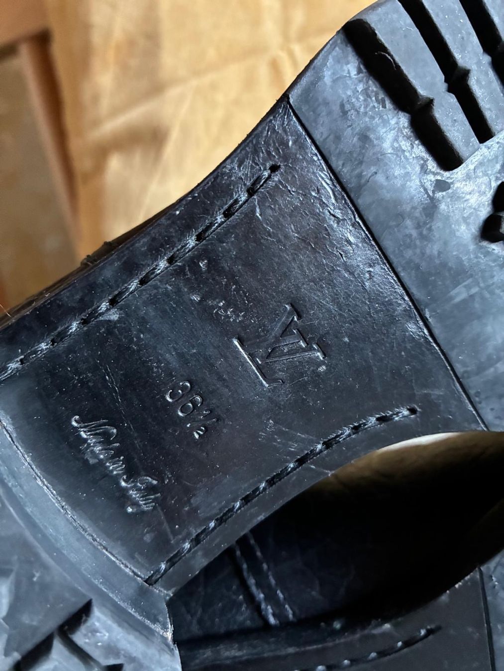 Louis Vuitton Scarpe da donna: LOUIS VUITTON – Usato da Rümlang venduto da har_z6qv 1